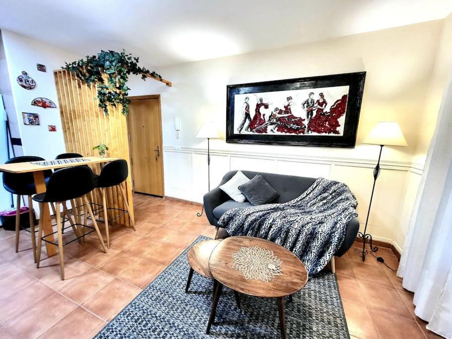 Flamenco, Apartamento Exclusivo De Dos Habitaciones En El Pleno Del Casco Antiguo, Alicante, Playa, Centro Historico, Rambla Ngoại thất bức ảnh